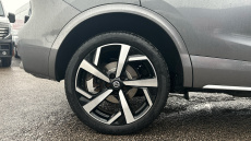 Nissan Qashqai 1.3 DiG-T 160 Tekna+ 5dr Petrol Hatchback